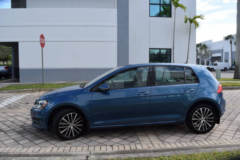 2015 Volkswagen Golf TDI SE