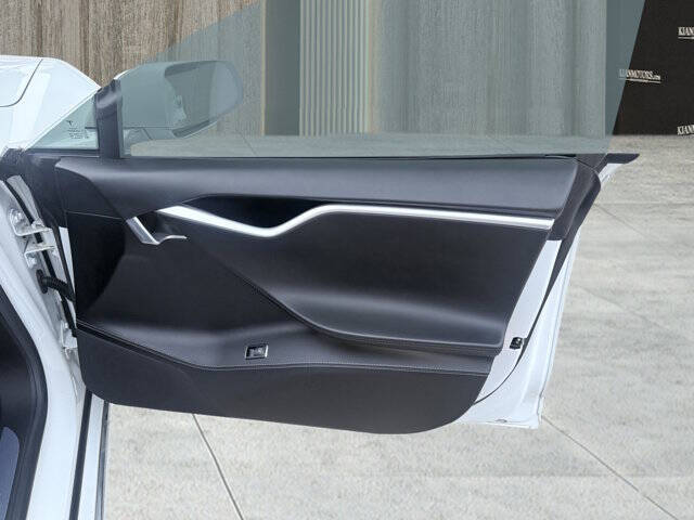 2016 Tesla Model S 75D