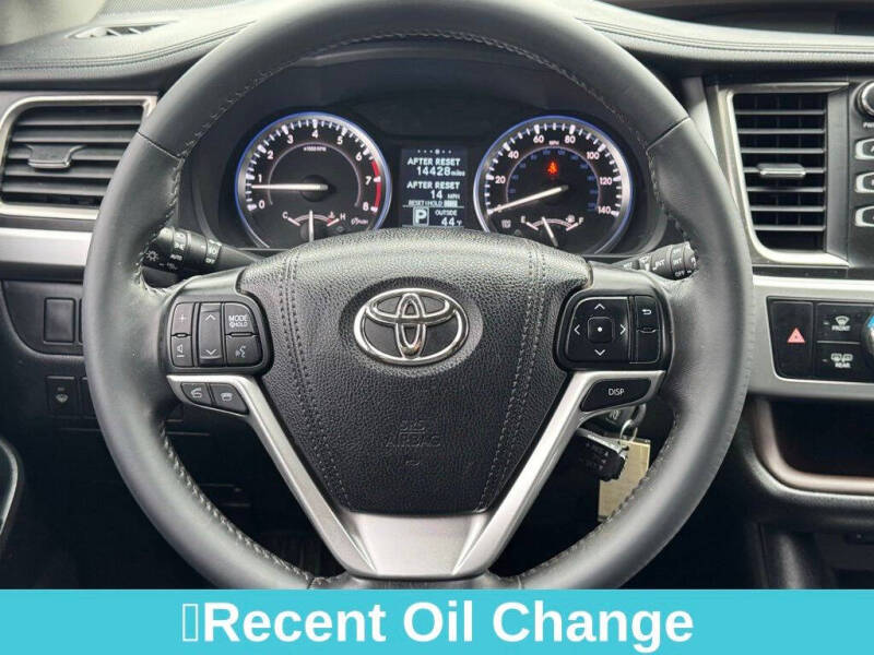 2016 Toyota Highlander