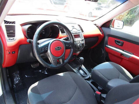 2010 Kia Soul +
