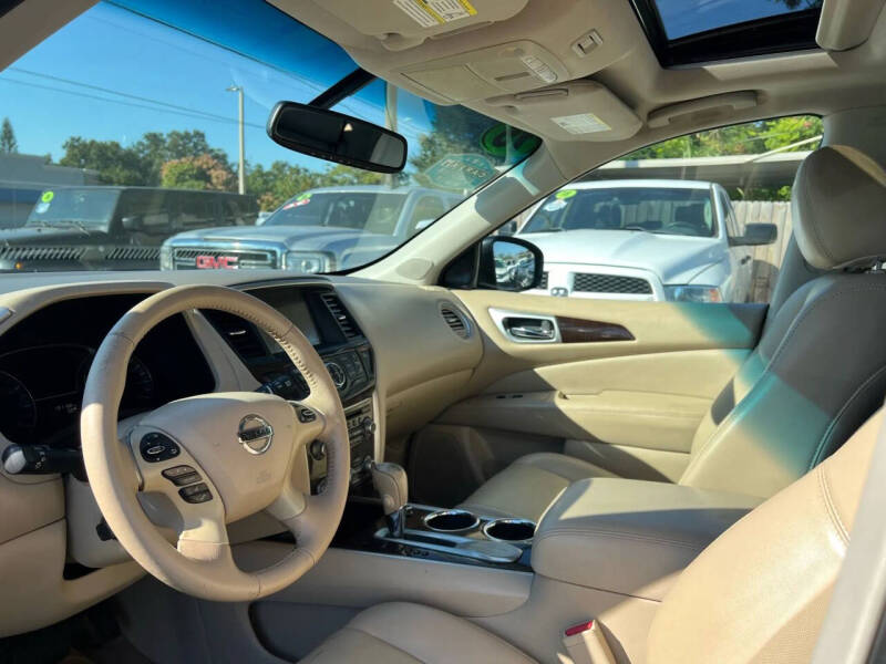 2015 Nissan Pathfinder Platinum