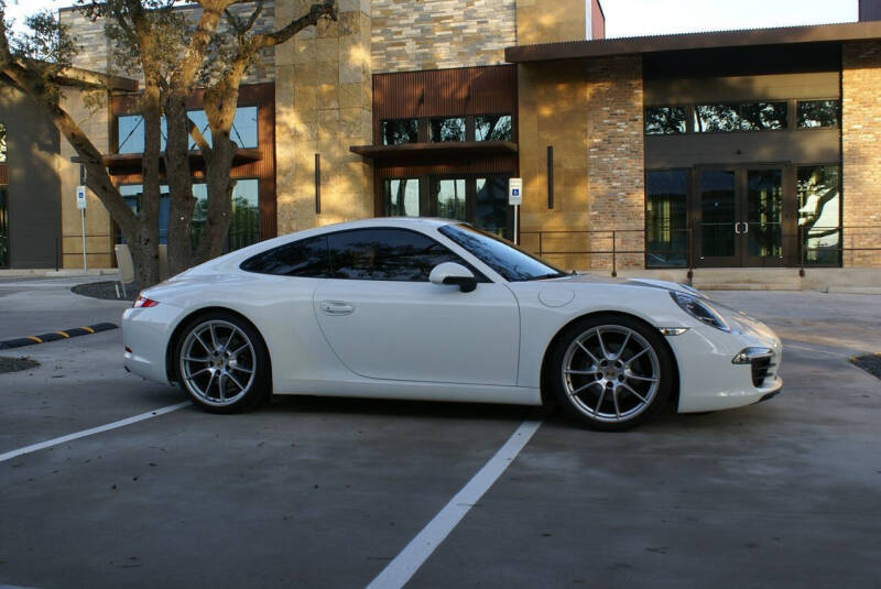 2013 Porsche 911 Carrera