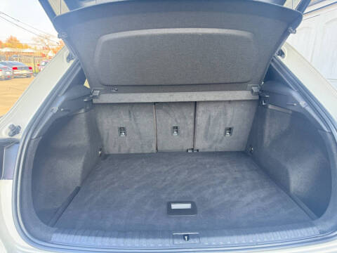 2021 Audi Q3 quattro Premium 40 TFSI