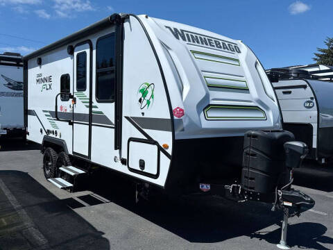 2022 Winnebago Micro Minnie FLX
