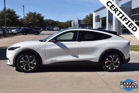 2025 Ford Mustang Mach-E Select