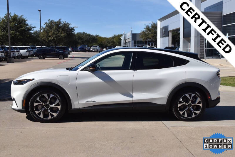 2025 Ford Mustang Mach-E Select