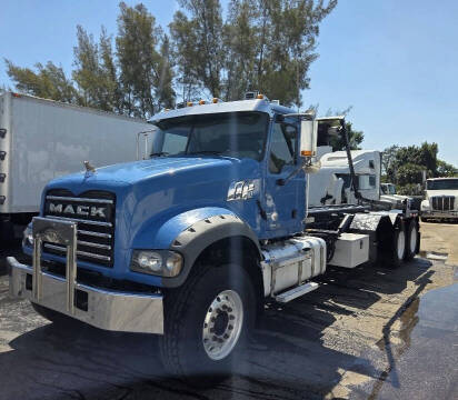 2019 Mack Granite 84FR
