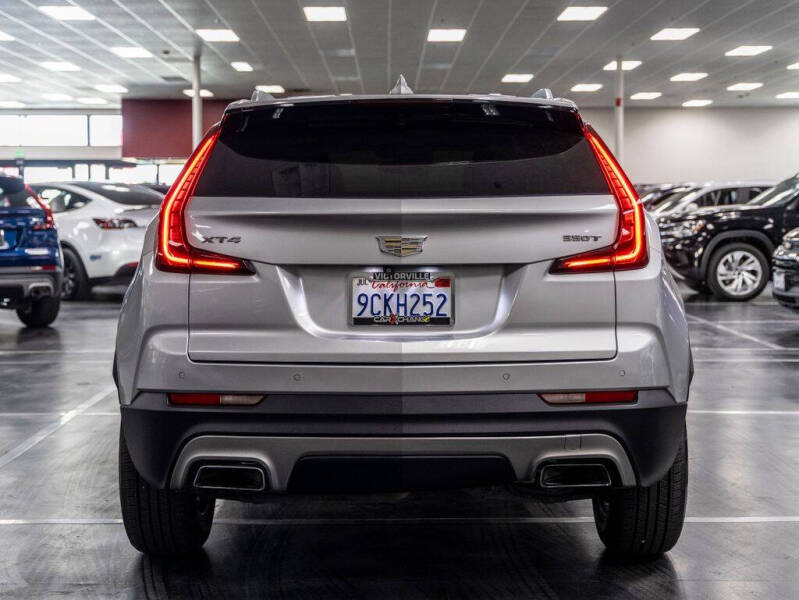 2020 Cadillac XT4 Premium Luxury