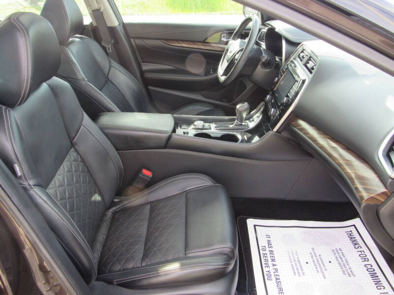 2016 Nissan Maxima Platinum