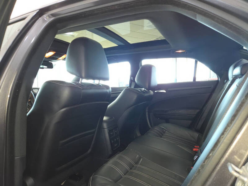 2015 Chrysler 300 S