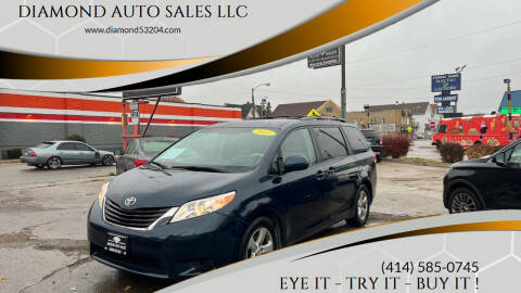 2011 Toyota Sienna for sale at DIAMOND AUTO SALES LLC in Milwaukee WI