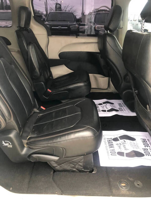 2017 Chrysler Pacifica