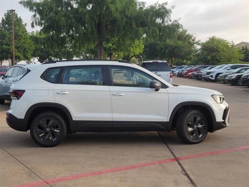 2025 Volkswagen Taos S