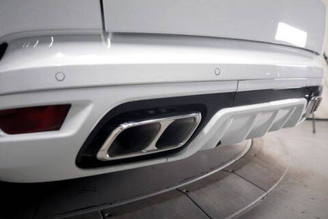 2020 Land Rover Range Rover Sport SVR