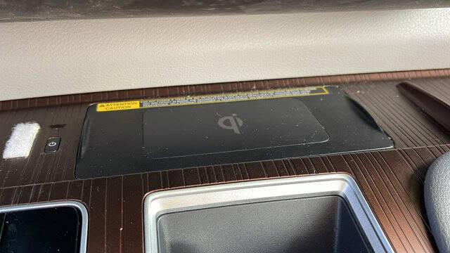 2022 Toyota Sienna LE 8-Passenger