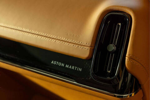 2026 Aston Martin DBX 707