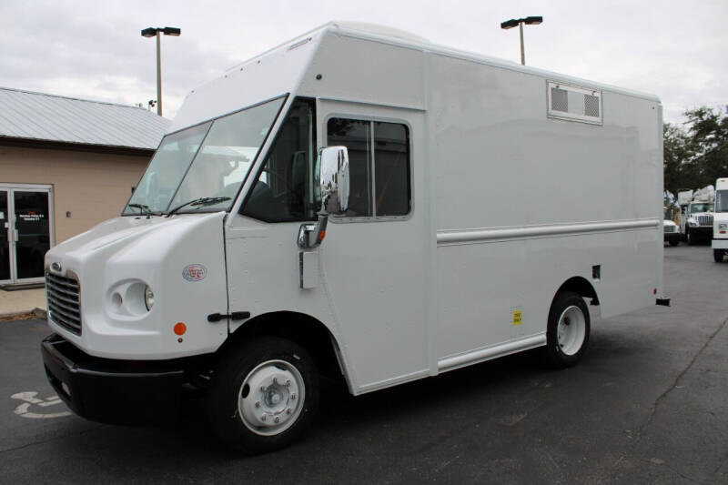 2017 Freightliner MT45 Chassis