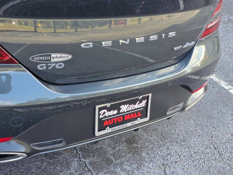 2023 Genesis G70