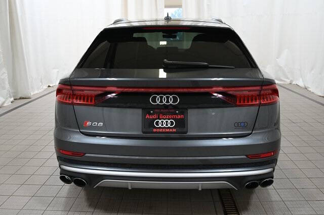 2022 Audi SQ8 4.0T quattro Prestige