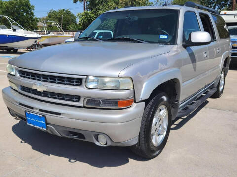 2004 Chevrolet Suburban for sale at Kell Auto Sales, Inc in Wichita Falls TX