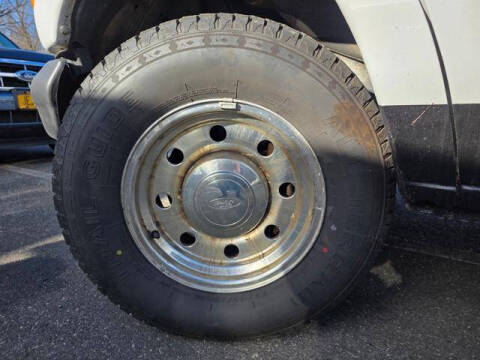 2005 Ford E-Series E-250