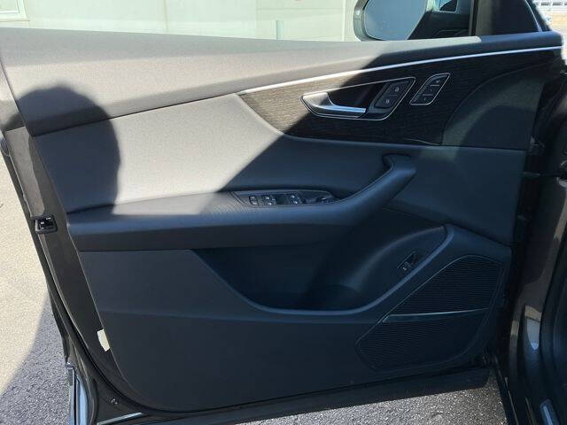 2026 Audi Q8 quattro Premium 55 TFSI