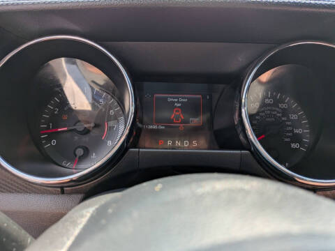 2017 Ford Mustang V6