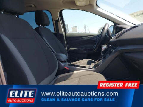 2015 Ford Escape S
