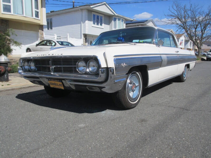 1962 Oldsmobile Starfire 88