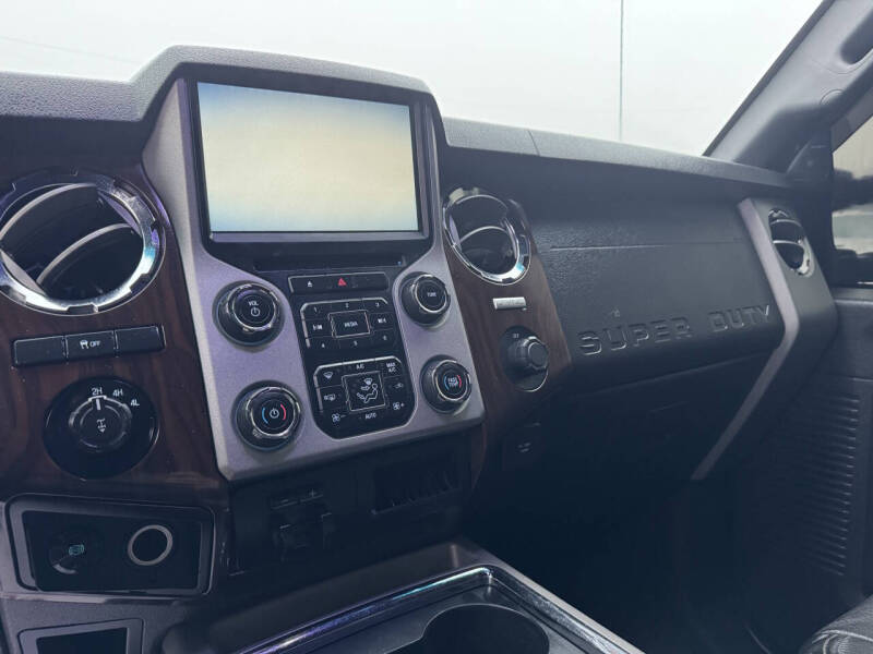 2016 Ford F-350 Super Duty Lariat