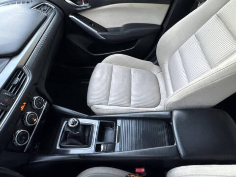 2016 Mazda MAZDA6 i Sport