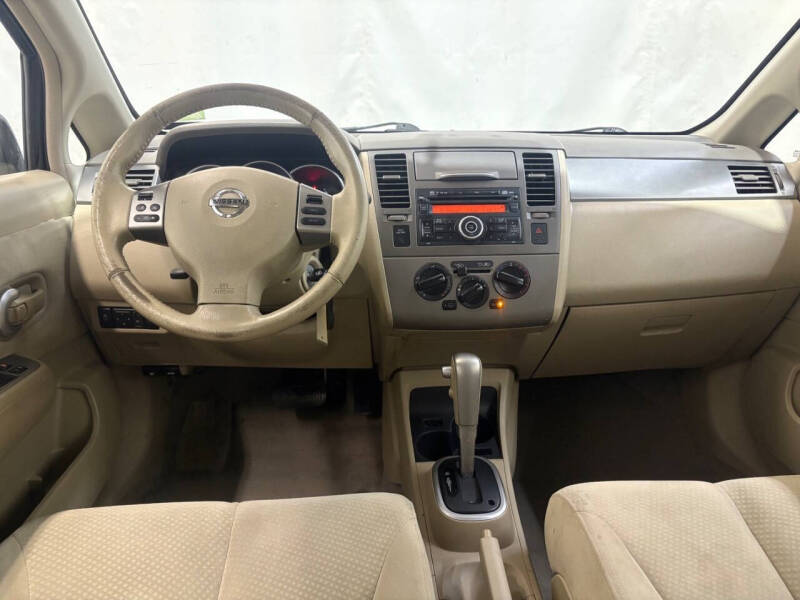 2012 Nissan Versa 1.8 S