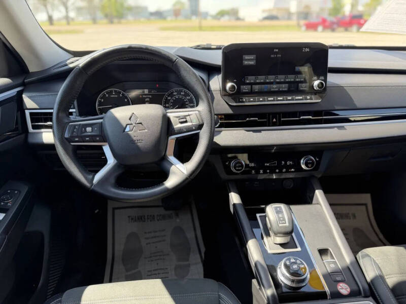 2024 Mitsubishi Outlander