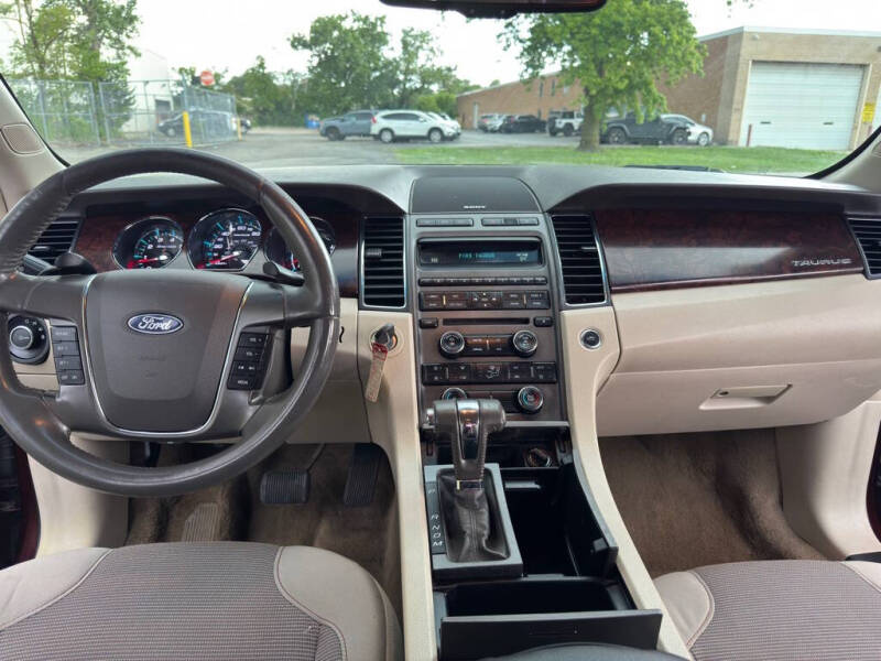 2012 Ford Taurus SEL