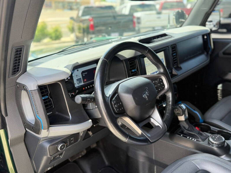 2022 Ford Bronco Black Diamond