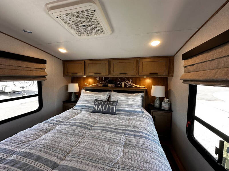 2022 Keystone RV Arcadia 3370BH