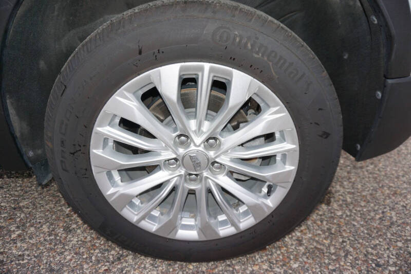 2024 Cadillac XT4 Luxury