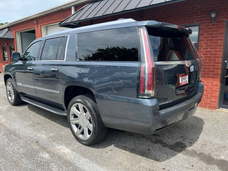 2019 Cadillac Escalade ESV Luxury