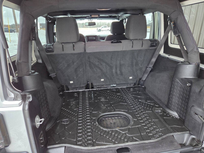 2016 Jeep Wrangler Unlimited Black Bear