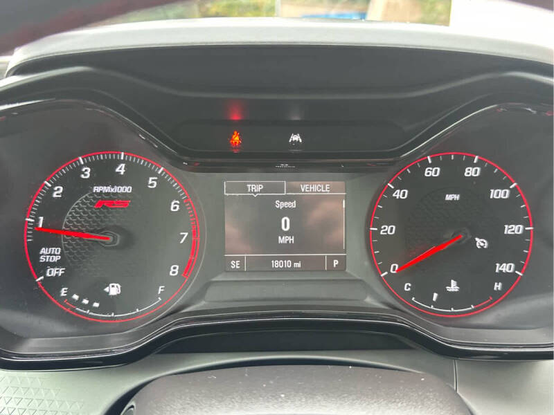 2025 Chevrolet Trax RS