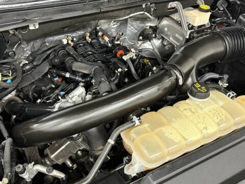 2023 Lincoln Navigator L Standard