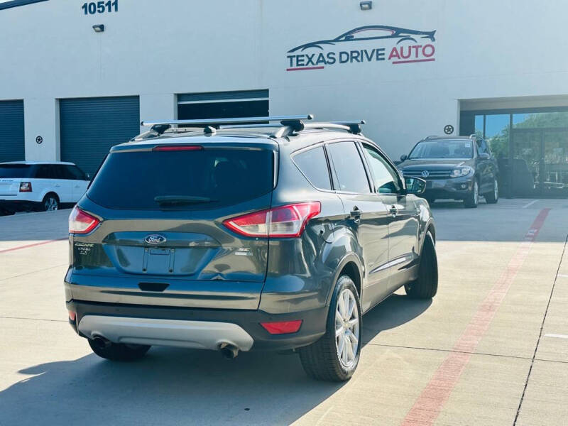 2016 Ford Escape SE