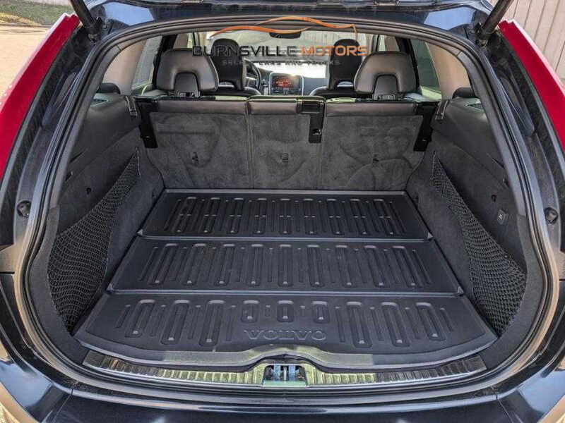 2017 Volvo XC60 T5 Inscription