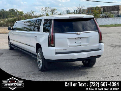 2016 Cadillac Escalade Standard