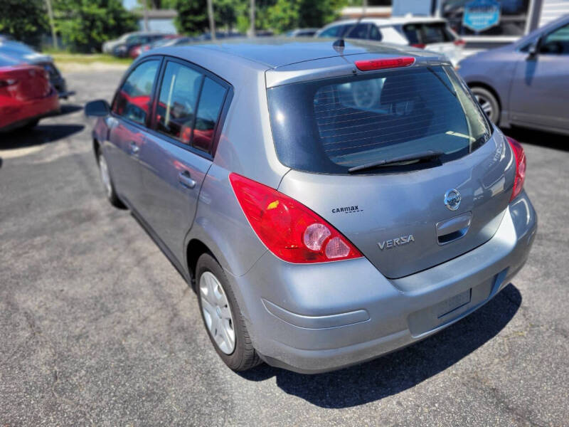 2012 Nissan Versa 1.8 S