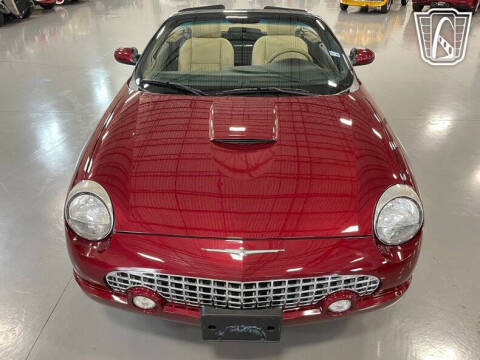 2004 Ford Thunderbird Deluxe