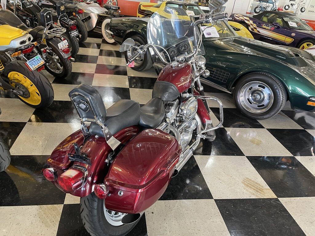 2001 Harley-Davidson® XL883C - Sportster® Custo 10