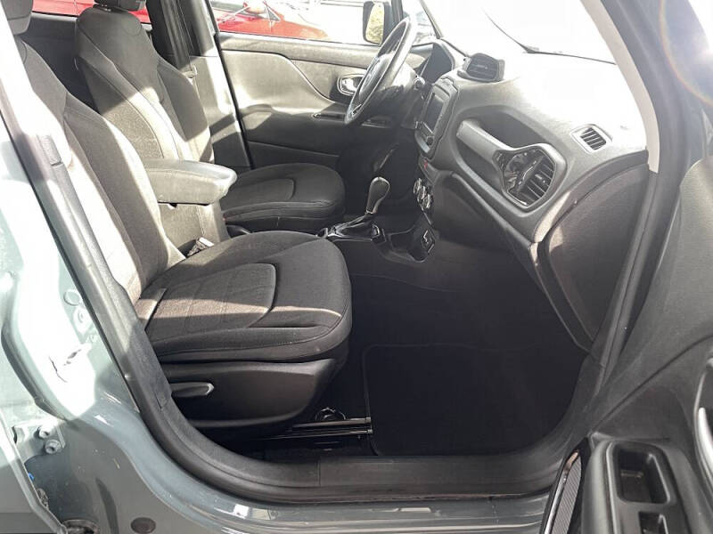 2017 Jeep Renegade Altitude