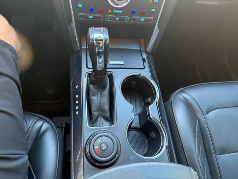 2016 Ford Explorer Platinum