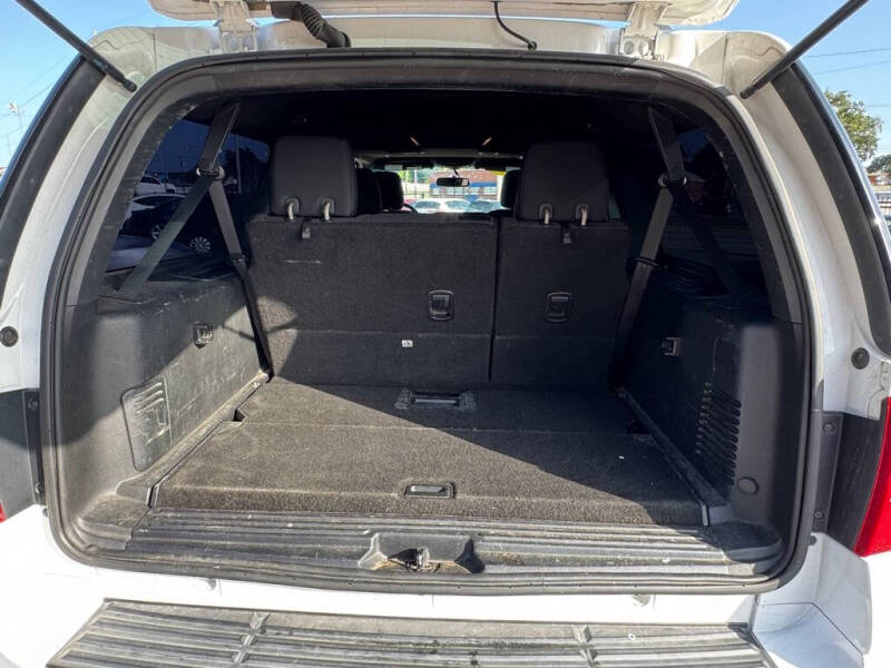 2017 Ford Expedition EL XLT